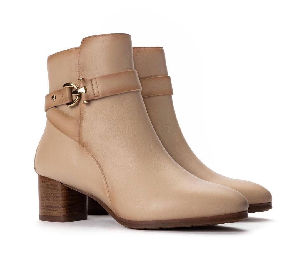 NEW PIKOLINOS women's calafat boots in stone